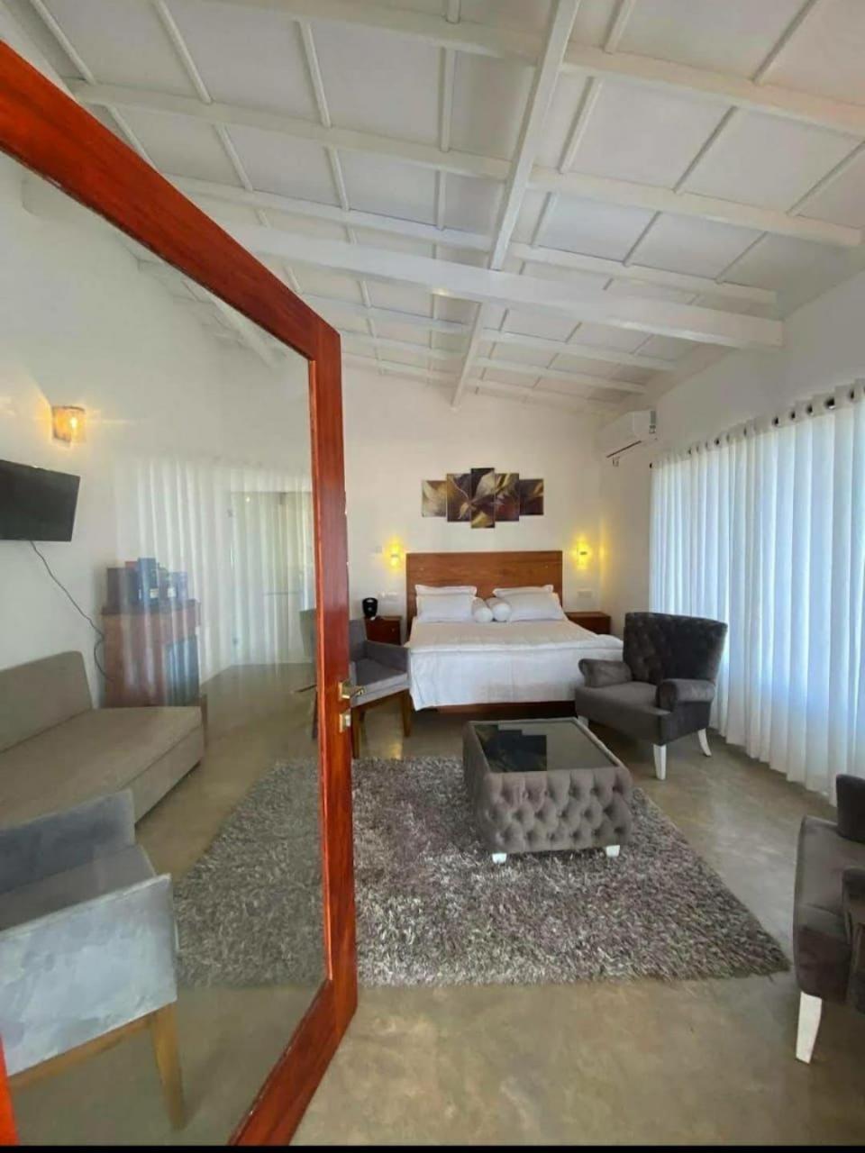 Sri Lanka Beach House Hotel Rathgama Luaran gambar