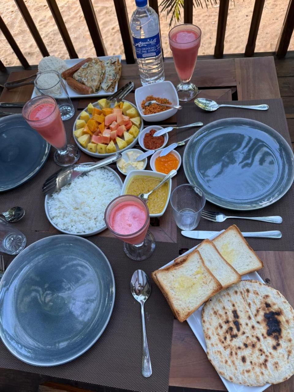 Sri Lanka Beach House Hotel Rathgama Luaran gambar