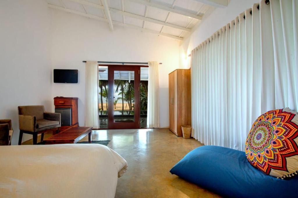 Sri Lanka Beach House Hotel Rathgama Luaran gambar