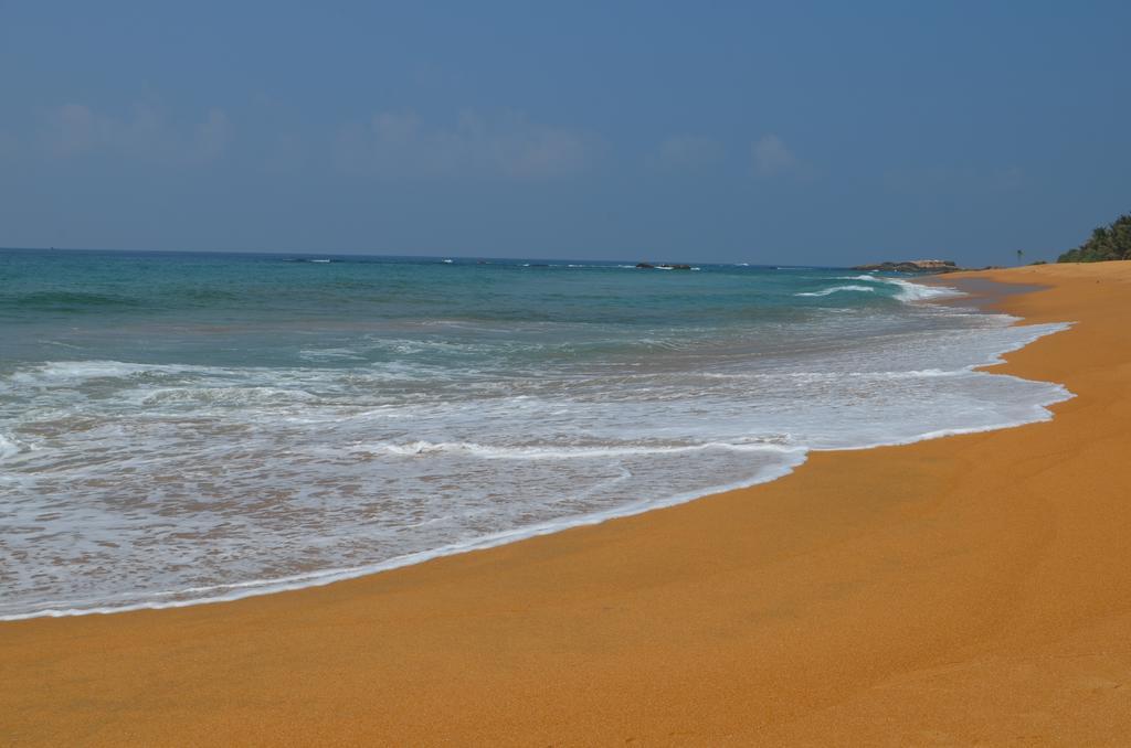 Sri Lanka Beach House Hotel Rathgama Luaran gambar